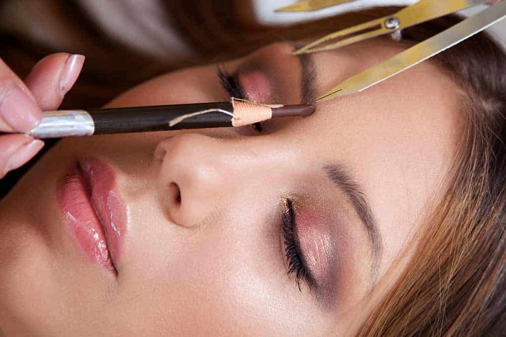 Tendencias en Microblading de Cejas