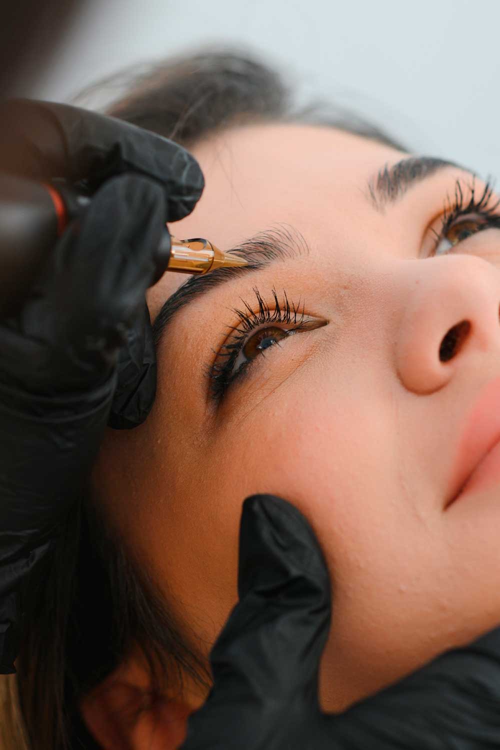 Cejas con Microblading